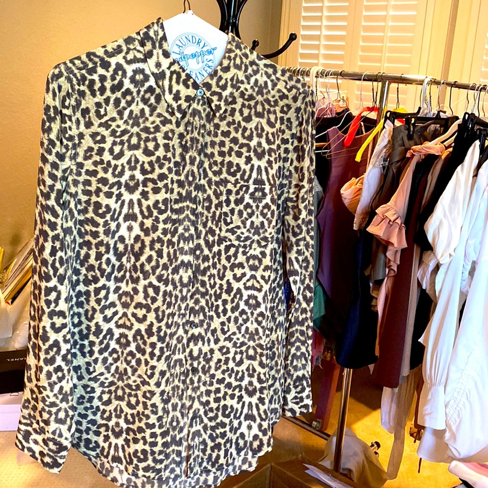 Women’s animal print long sleeve silk blouse